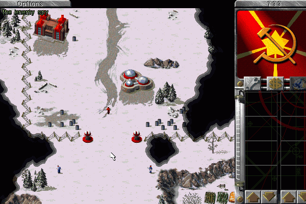 6461-command-conquer-red-alert-windows-screenshot-an-allied-spy-escaping71592787-5B42-9786-B967-E0738CC33022.gif
